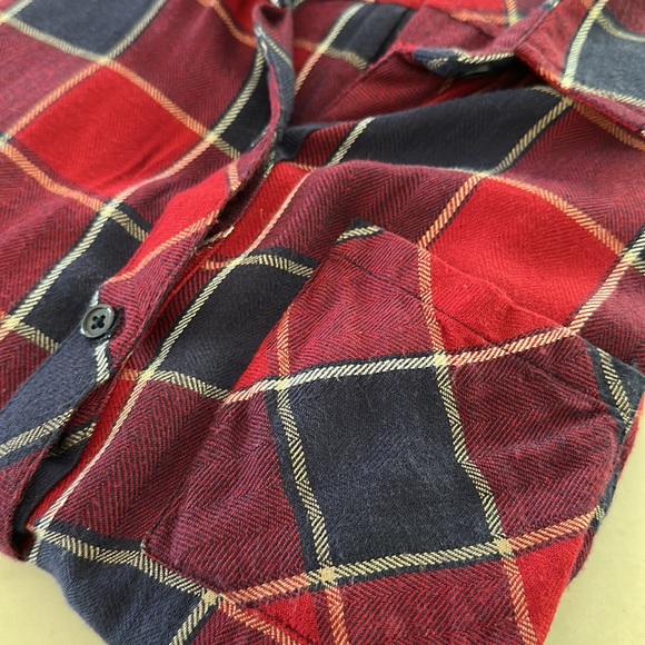 RAILS Hunter Plaid Flannel Shirt in Red/Navy - Picture 8 of 9